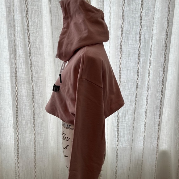 Chiara Ferragni dusty pink cropped hoodie - Picture 2 of 5